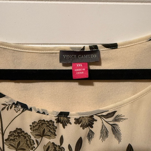 Vince Camuto top size XXL - Picture 7 of 8